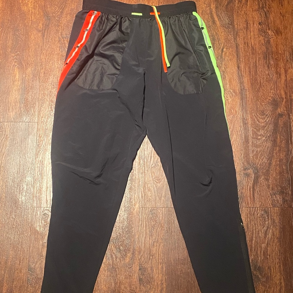 Athletic performance pants